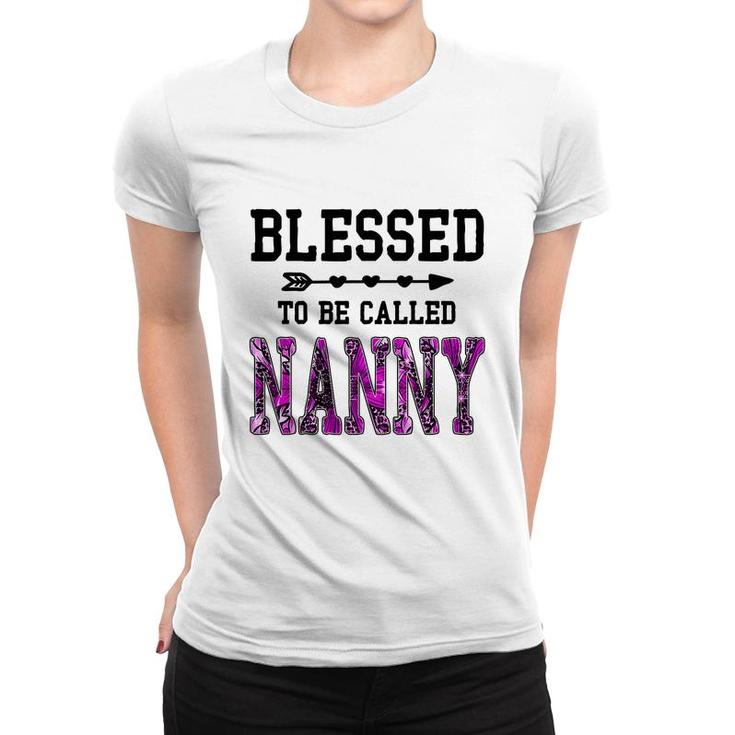 Womens Blessed To Be Called Nanny  Mothers Day Floral Grandma   Women T-shirt