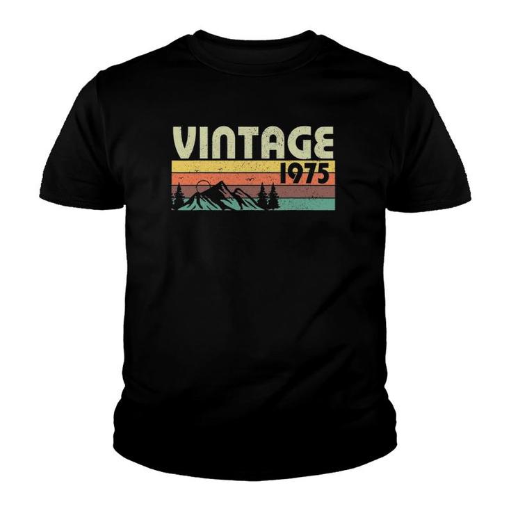 Retro Vintage 1975 Graphics 47Th Birthday Gift 47 Years Old Youth T-shirt