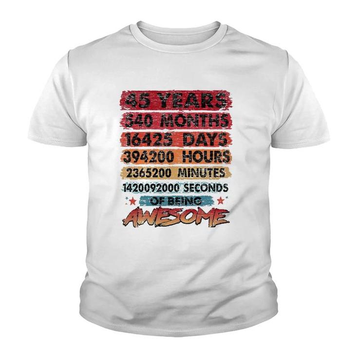 45Th Birthday 45 Years Old Vintage Retro 540 Months Birthday Youth T-shirt