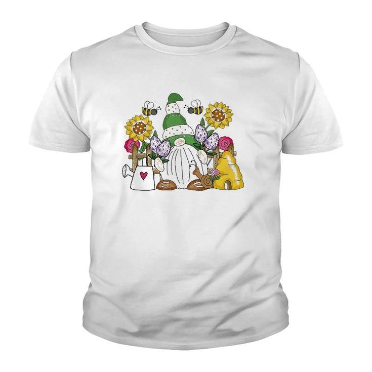Cute Flower Garden Gnome With Bees And Flowers Gift Gardener Youth T-shirt