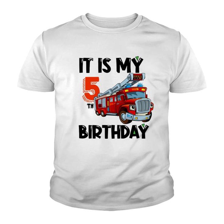 It Is My 5Th Birthday Fire Truck Black Graphic Youth T-shirt