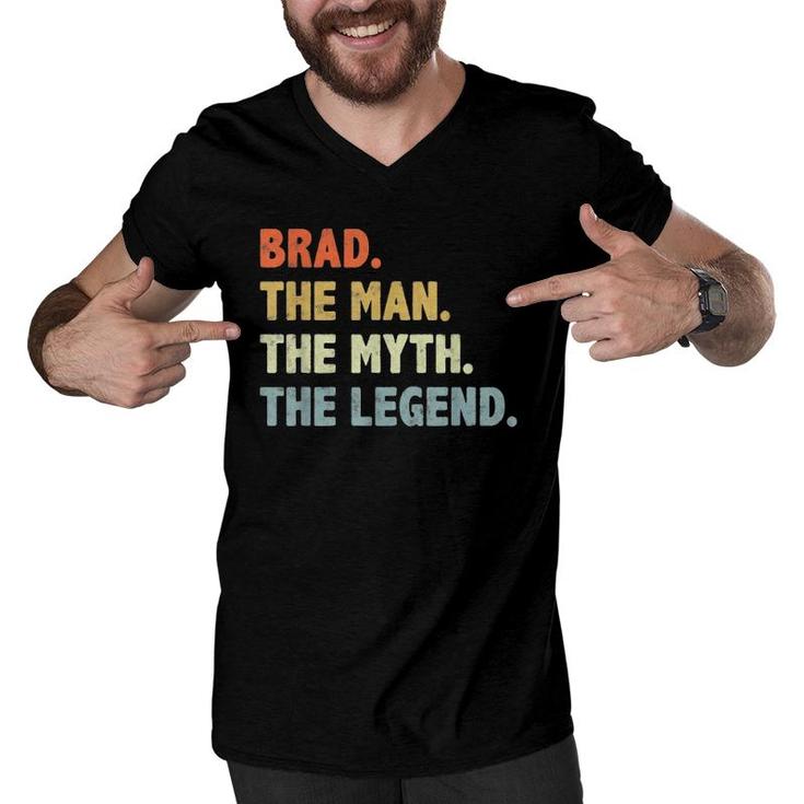 Brad The Man Myth Legend Father’S Day Gift For Papa Grandpa Men V-Neck Tshirt