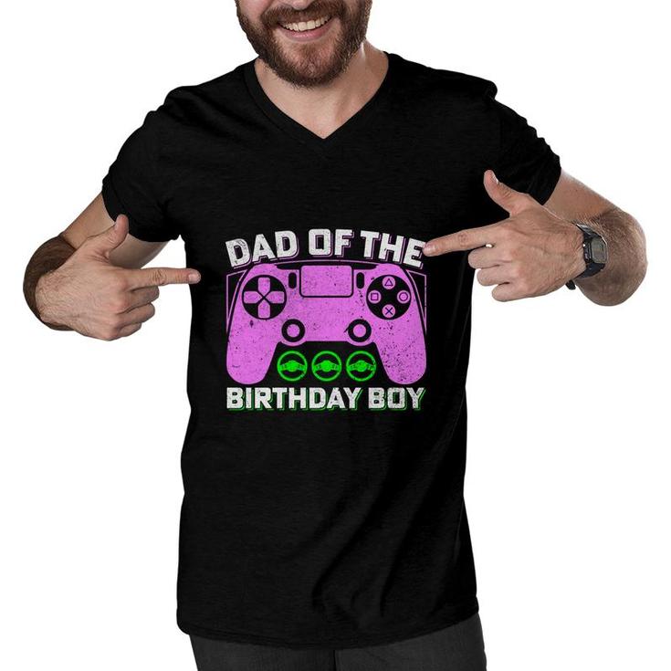 Dad Of The Birthday Boy Matching Video Gamer Men V-Neck Tshirt