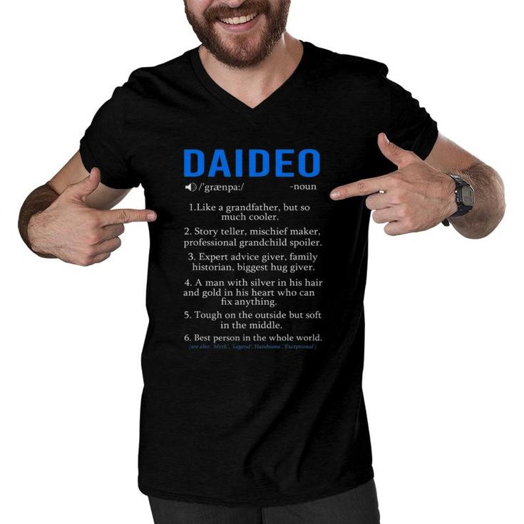 Daideo Definition  Irish Grandpa Fathers Day Men V-Neck Tshirt