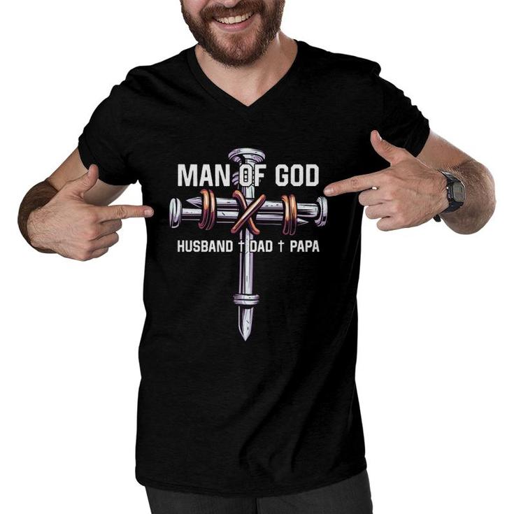 Man Of God Husband Dad Papa Christian Fathers Day Men V-Neck Tshirt