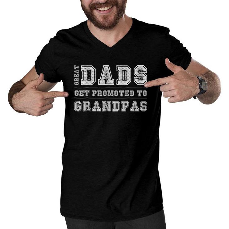 Mens Great Dads Get Promoted To Grandpas  Fathers Day Men V-Neck Tshirt
