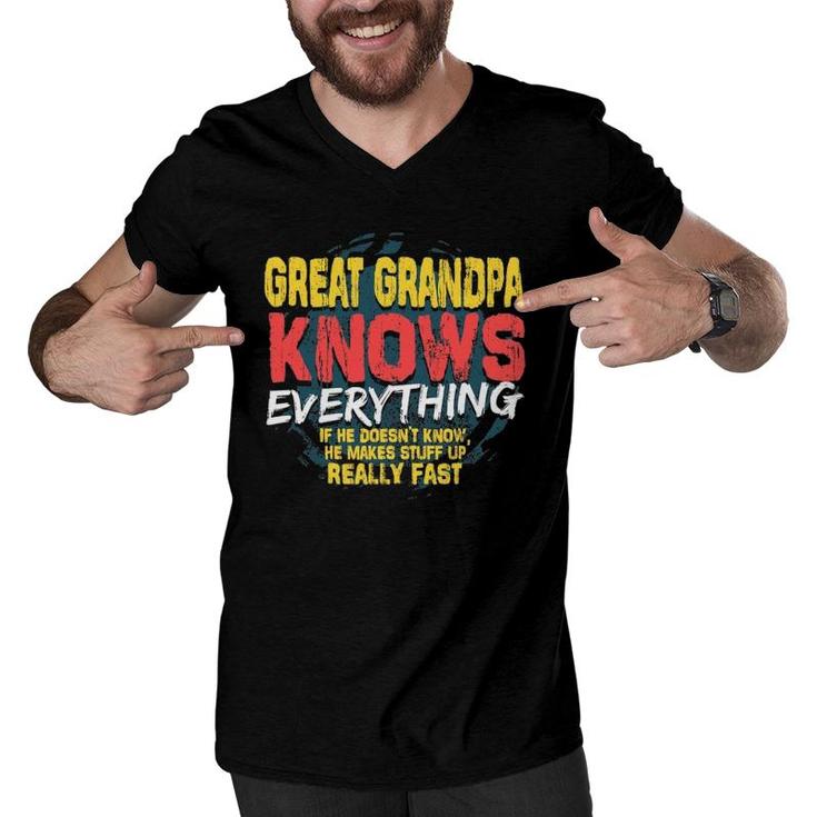 Mens Great Grandpa Knows Everything Great Grandpa Fathers Day Men V-Neck Tshirt