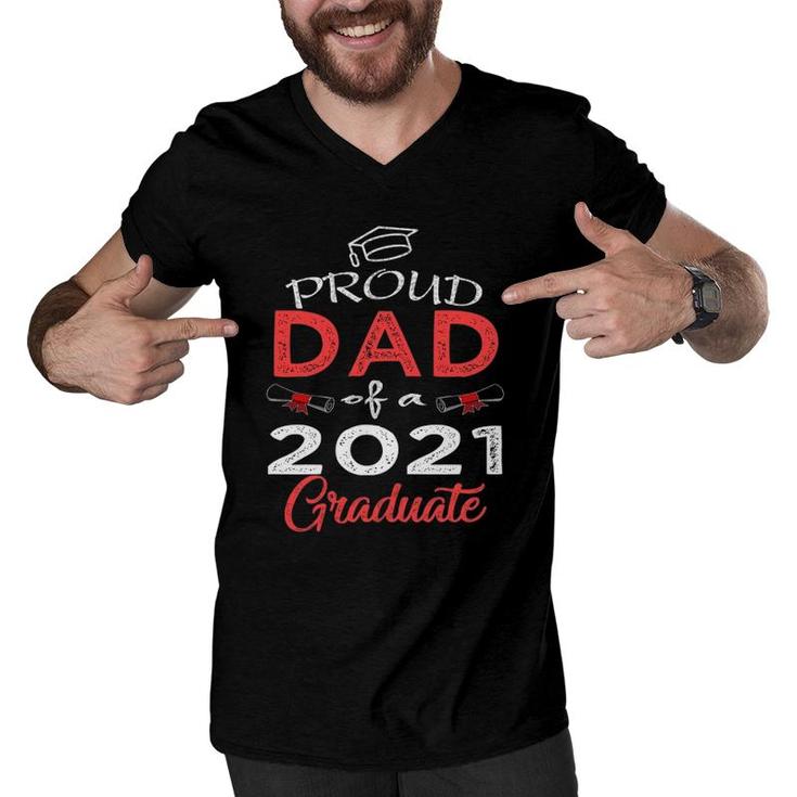 Mens Proud Dad Of A Class Of 2021 Graduate Senior 21 Daddy Men Men V-Neck Tshirt