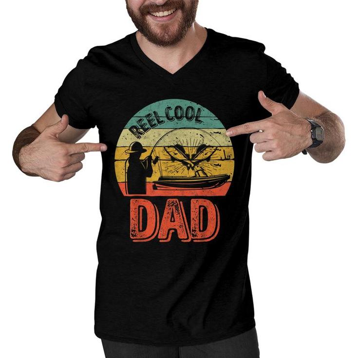 Mens Reel Cool Dad  Funny Fisherman Christmas Gift  Men V-Neck Tshirt