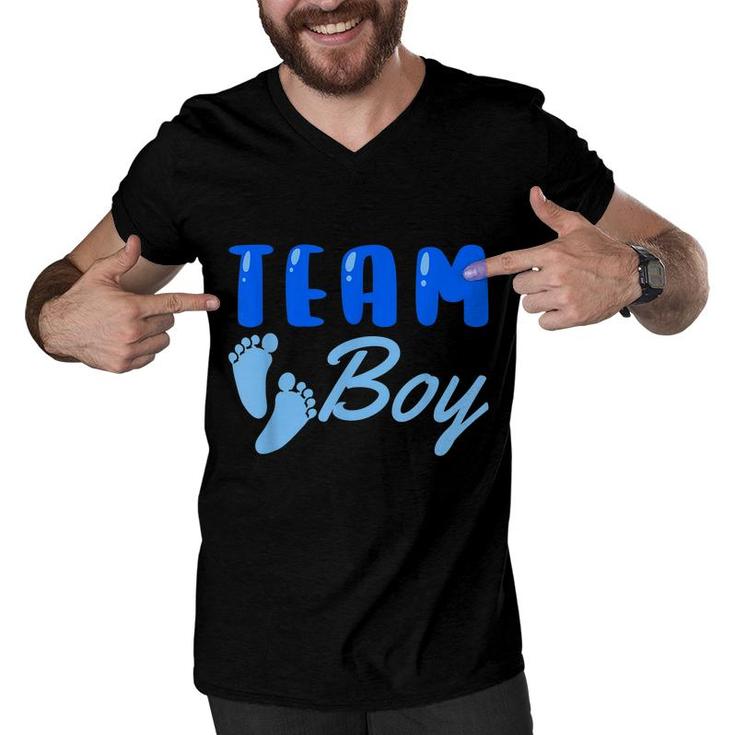 Team Boy Gender Reveal Party Baby Shower Family Matching  Men V-Neck Tshirt