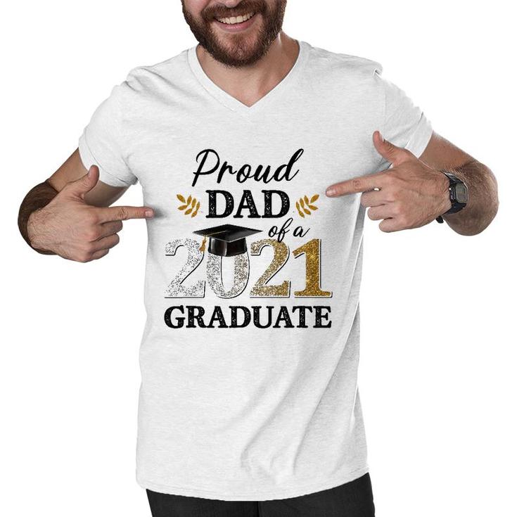 Proud Dad Of A 2021 Graduate Senior Graduation Grad Men V-Neck Tshirt