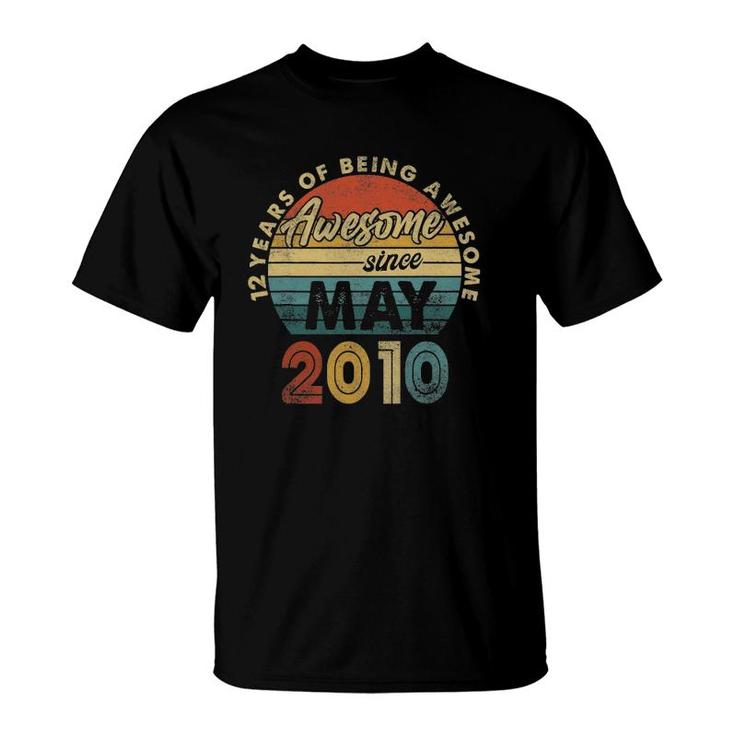 12 Years Old Retro May 2010 Vintage 12Th Birthday Gift Men T-Shirt