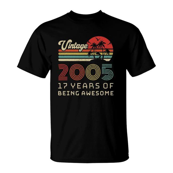 17 Years Old Birthday Vintage 2005 17Th Birthday T-Shirt