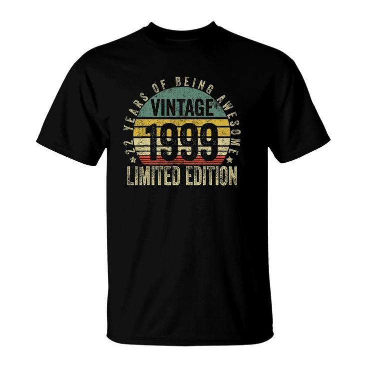 22 Years Old Gifts Vintage 1999 Limited Edition 22Nd Birthday T-Shirt