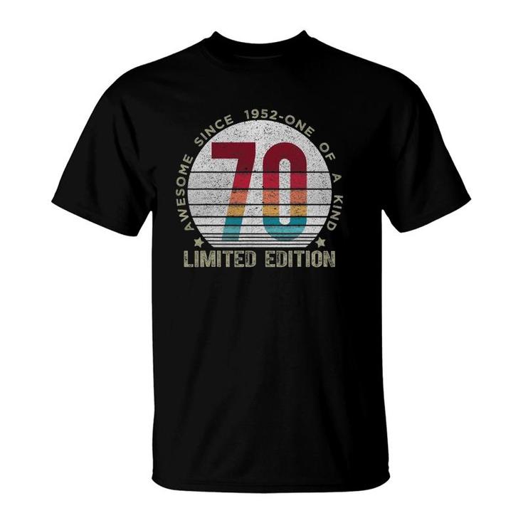 70 Years Old Vintage 1952 Retro Limited Edition 70Th Birthday T-Shirt