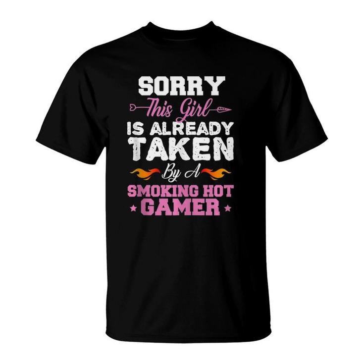 Gamer Wife  Video Gamer Girl Funny Women Gaming Lover  T-Shirt