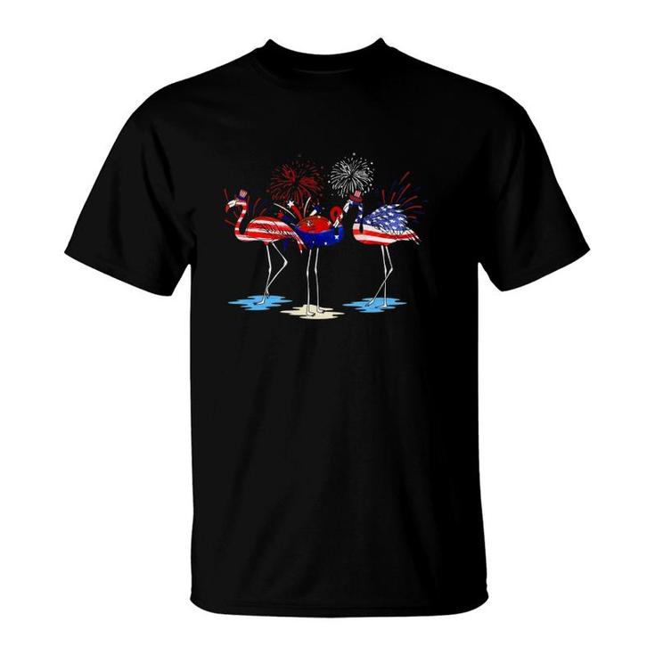 Happy 4Th Of July Three American Flag Flamingos Funny Gangs T-Shirt