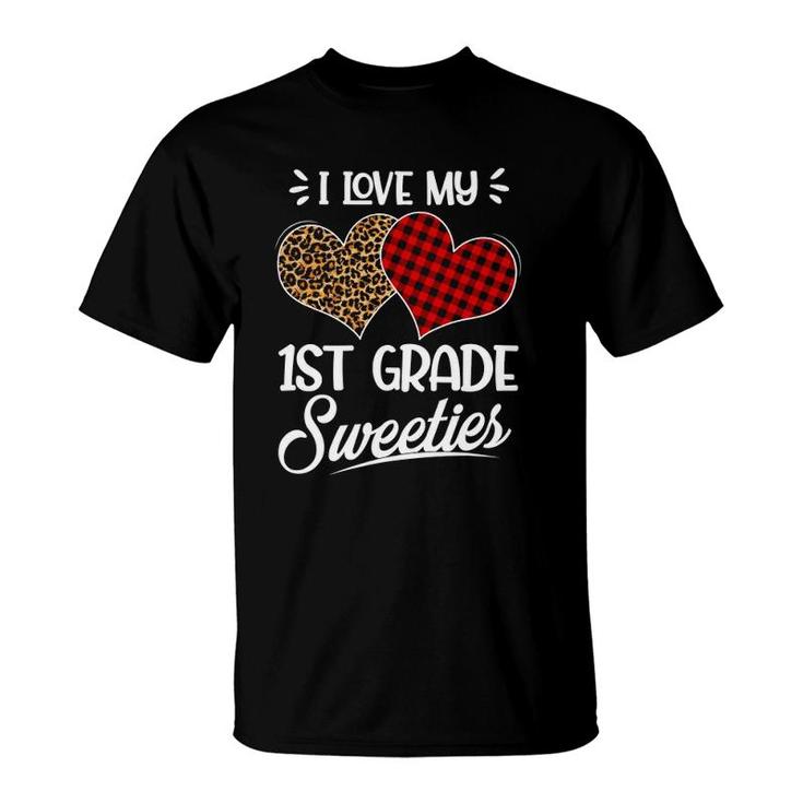 Heart Buffalo Plaid Valentines Day 1St Grade Teacher T-Shirt