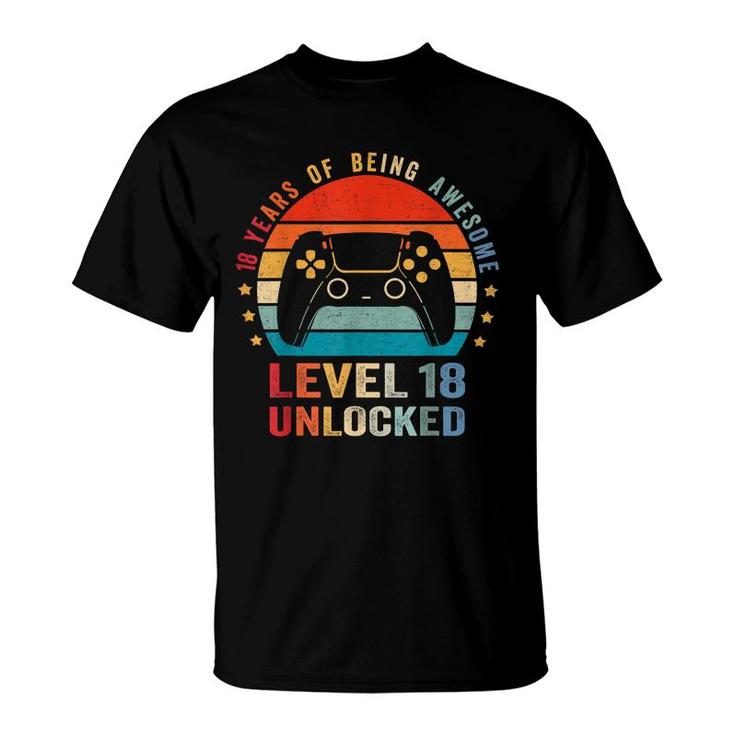 Level 18 Unlocked  18Th Video Gamer Birthday Boy Gift  T-Shirt