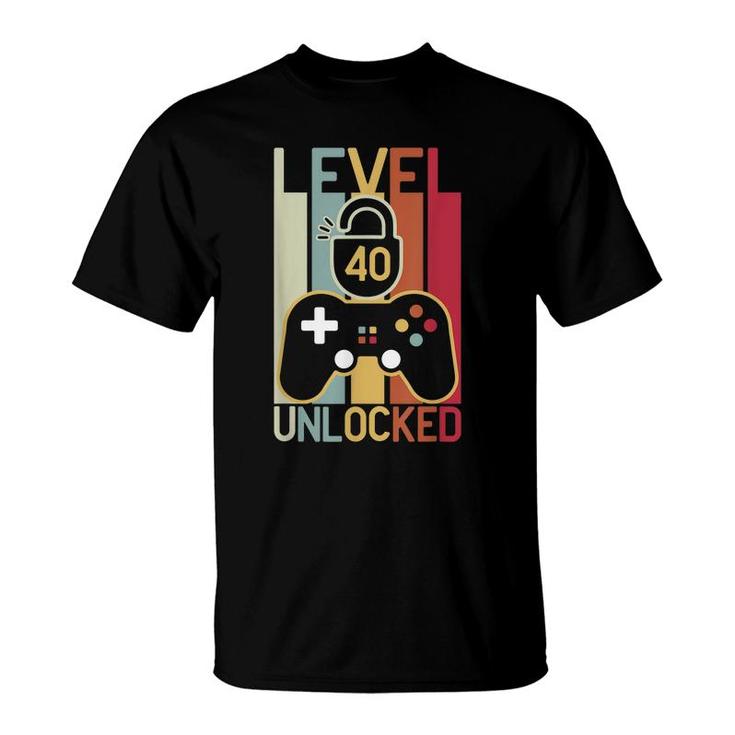 Level 40 Unlocked Video Gamer 40 Year Old 40Th Birthday Gift  T-Shirt
