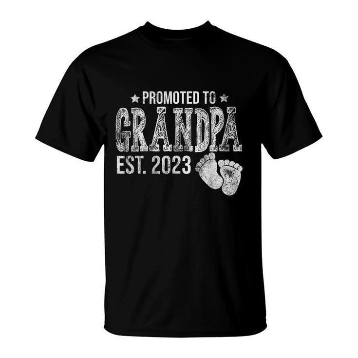 Promoted To Grandpa 2023 Soon To Be Grandfather New Grandpa T-shirt