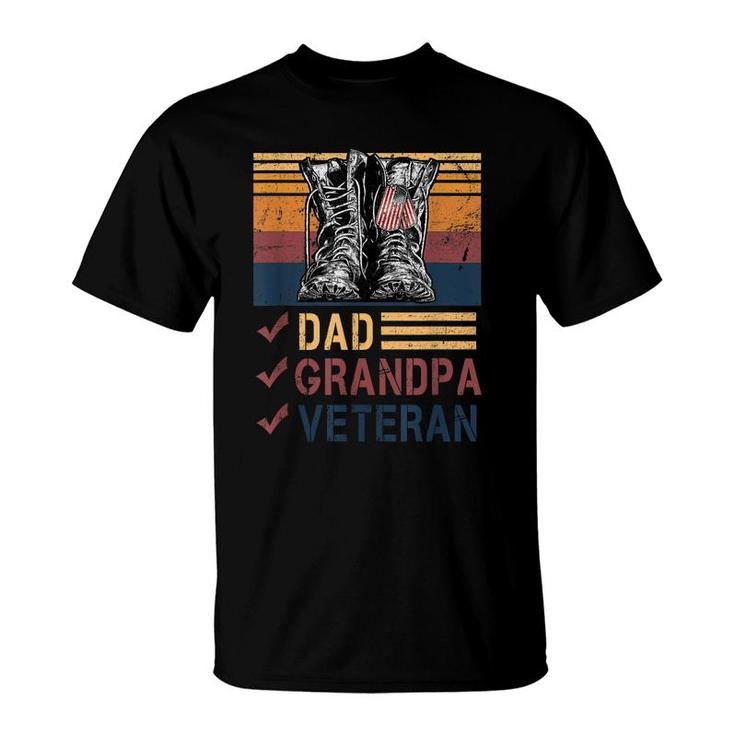 Retro Us Flag Combat Boots Dad Grandpa Veteran Day Memorial  T-Shirt
