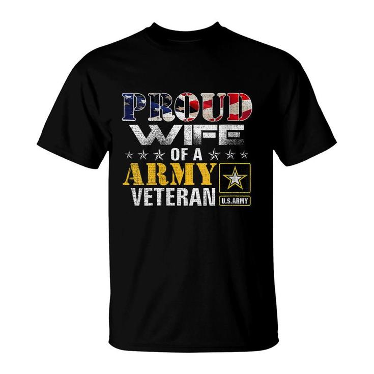 Womens Proud Wife Of A Army Veteran American Flag Military Gift  T-Shirt