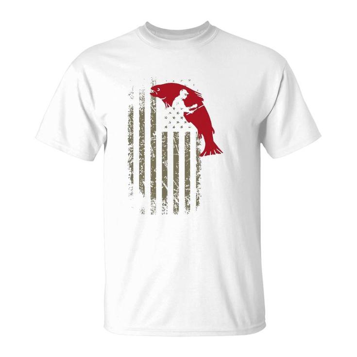 American Flag Fishing Distressed Usa Flag Bass Fisherman T-Shirt