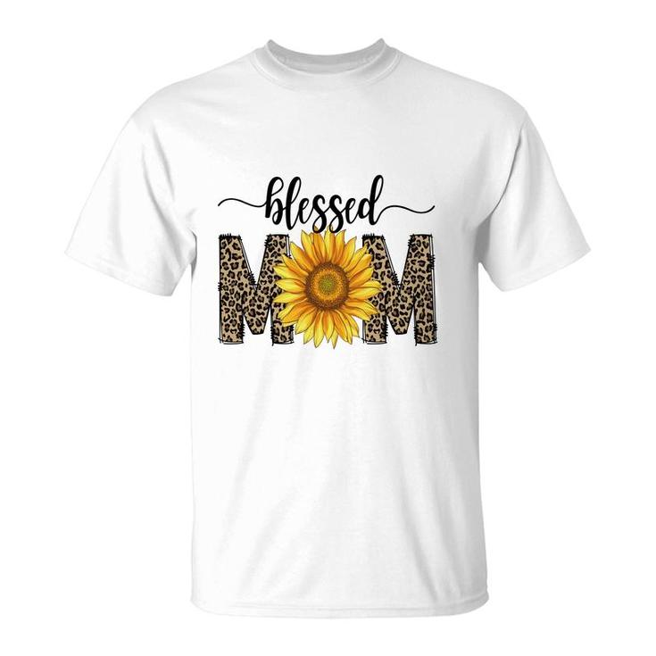 Blessed Mom With Sunflower And Leopard Vintage Mothers Day Design T-Shirt