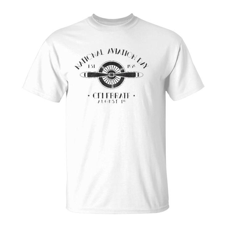 Celebrate National Aviation Day Airplane Pilot Vintage T-Shirt
