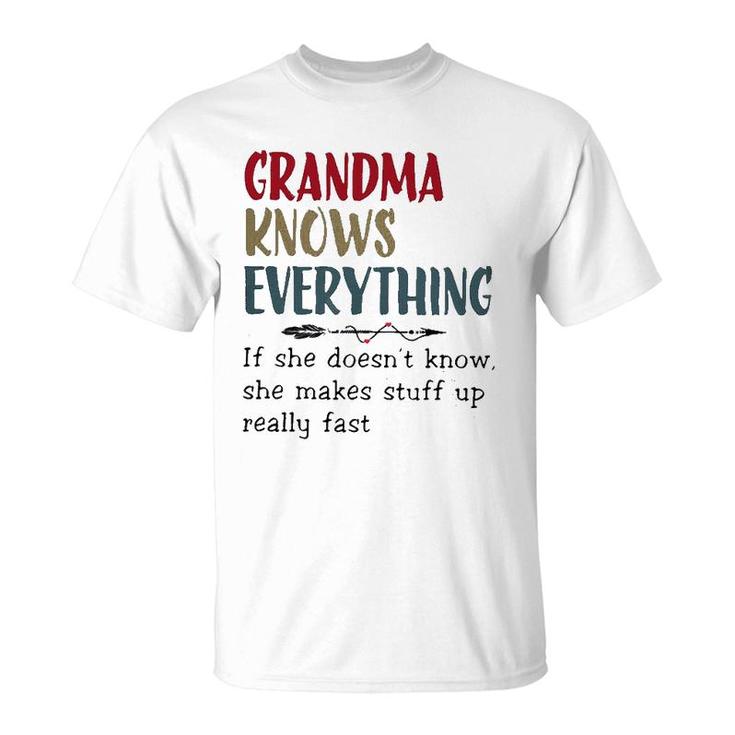 Grandma Knows Everything Womens Funny Grandma T-Shirt