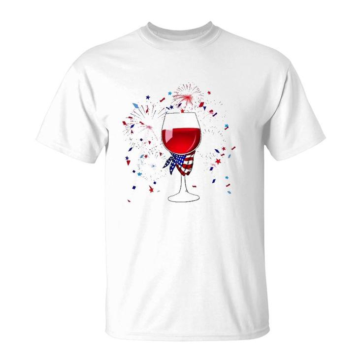 Happy 4Th Of July Us Flag Wine Glass And Fireworks Celebration T-Shirt