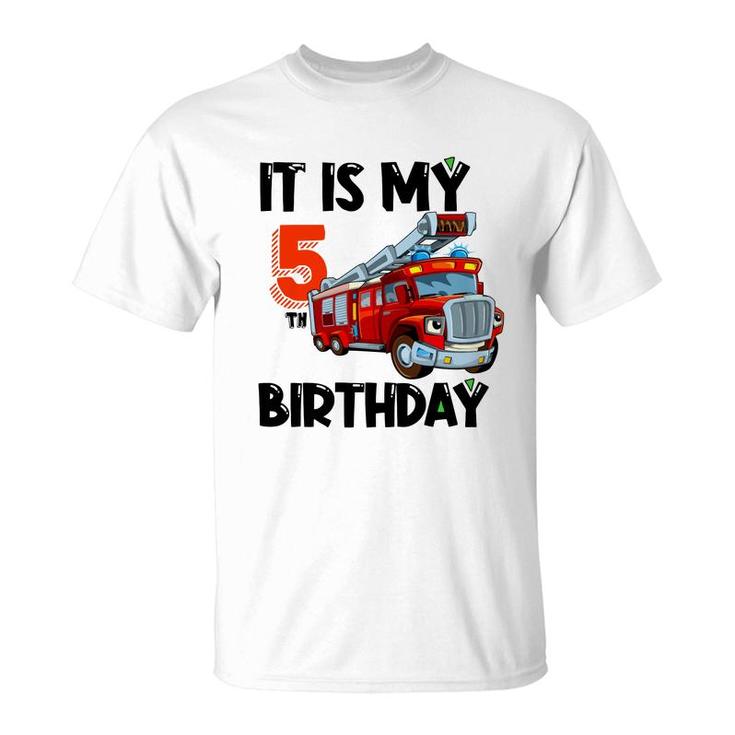 It Is My 5Th Birthday Fire Truck Black Graphic T-Shirt
