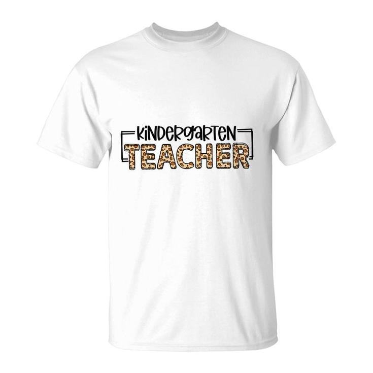 Kindergarten Teacher Is Very Friendly And Approachable With Children T-Shirt